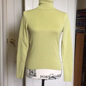 EUC The Limited lime green turtleneck